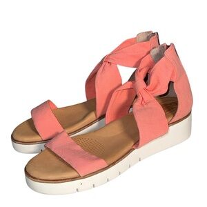 Corso Como Sandals Blayke Womens Size 8 Coral Leather Ankle Strap